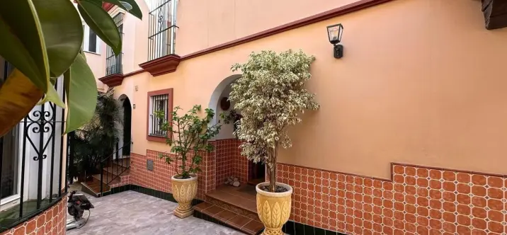 Продажа таунхауса в Estepona 0