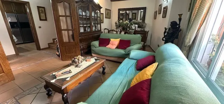 Продажа таунхауса в Estepona 2