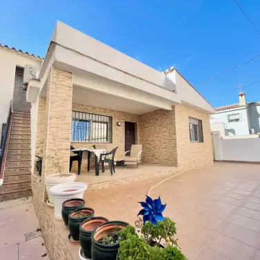Venta de villa independiente en Fuengirola