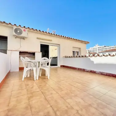 Venta de villa independiente en Fuengirola