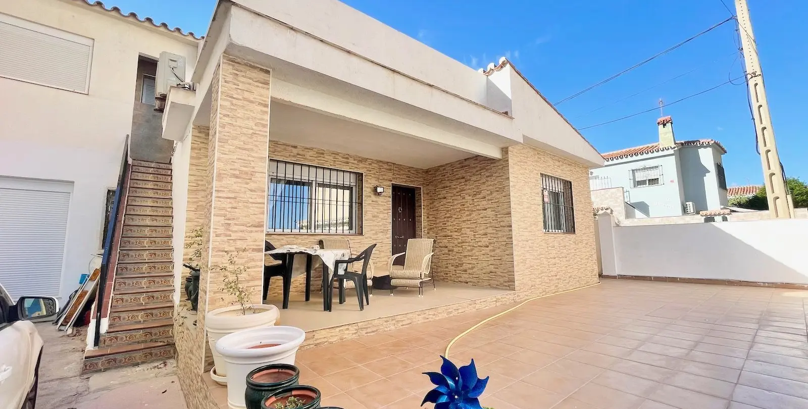 Продажа  отдельно стоящей виллы в Fuengirola 2