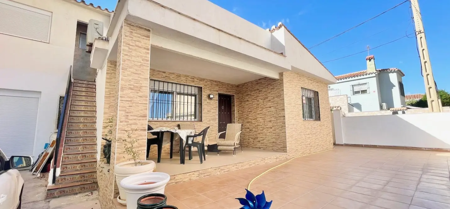 Venta de villa independiente en Fuengirola 1