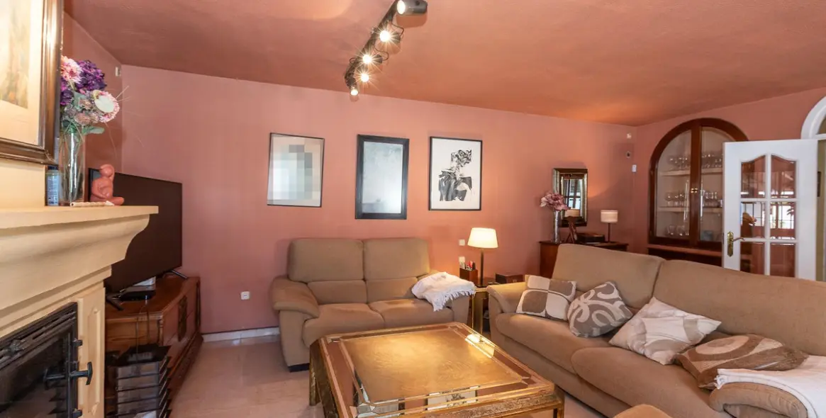 Продажа таунхауса в Estepona 15