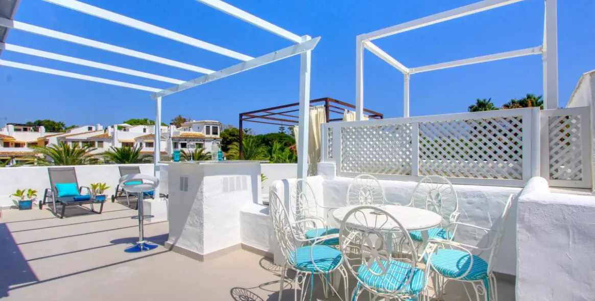 Venta de ático en Elviria 28