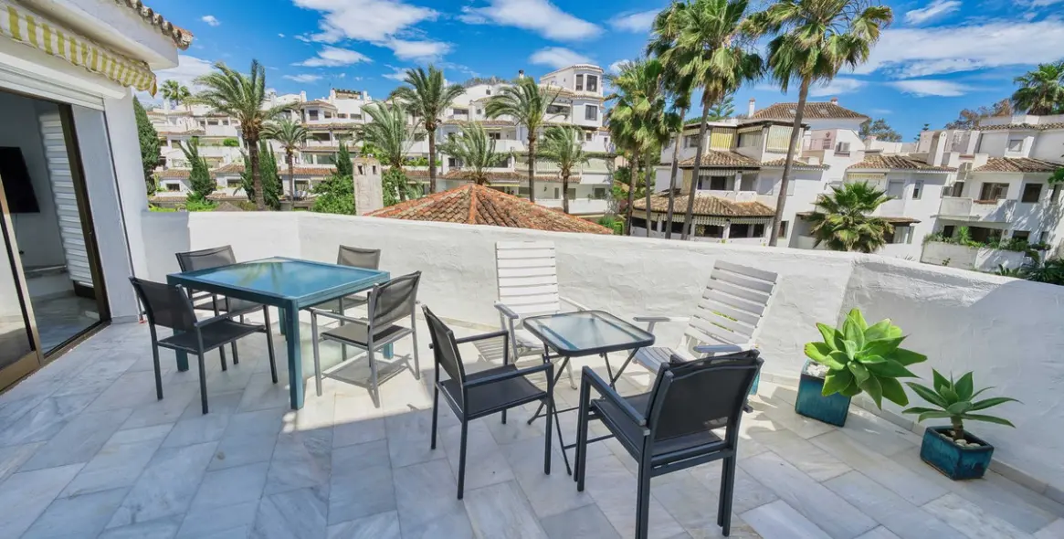 Venta de ático en Elviria 35