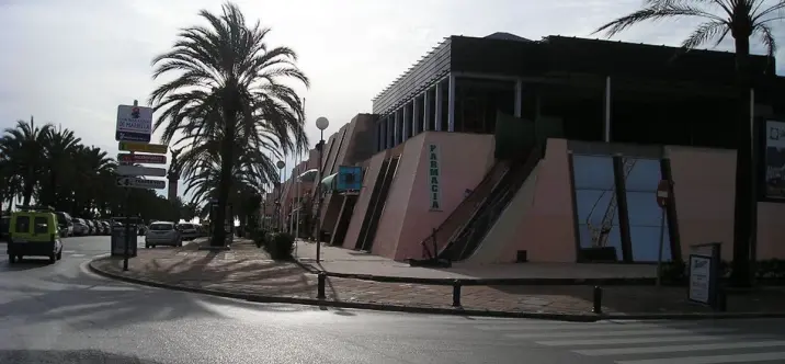 Long-term rent of office in Puerto Banús 2