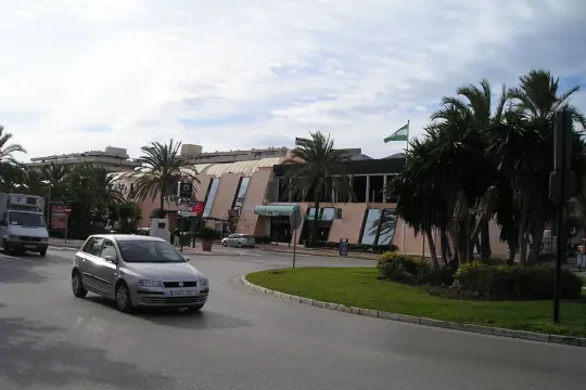Image 4 thumb
