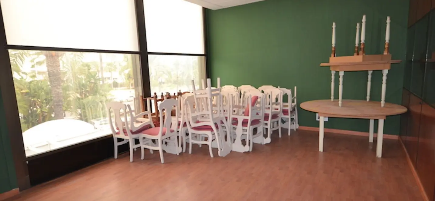 Sale of office in Puerto Banús 3