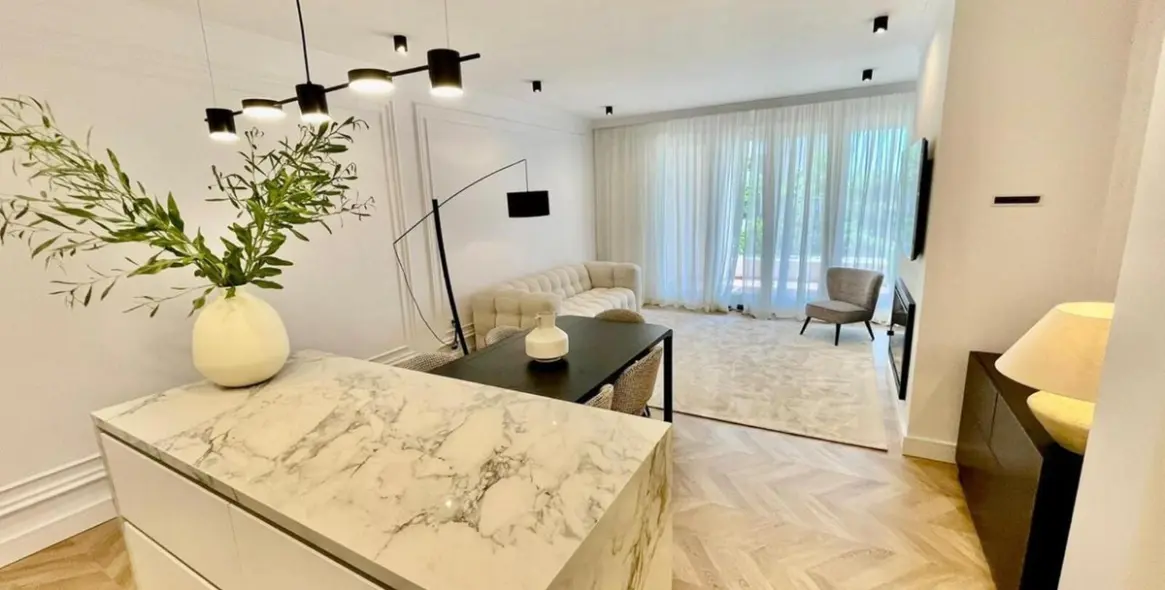 Sale of ground floor apartment in Estepona 4