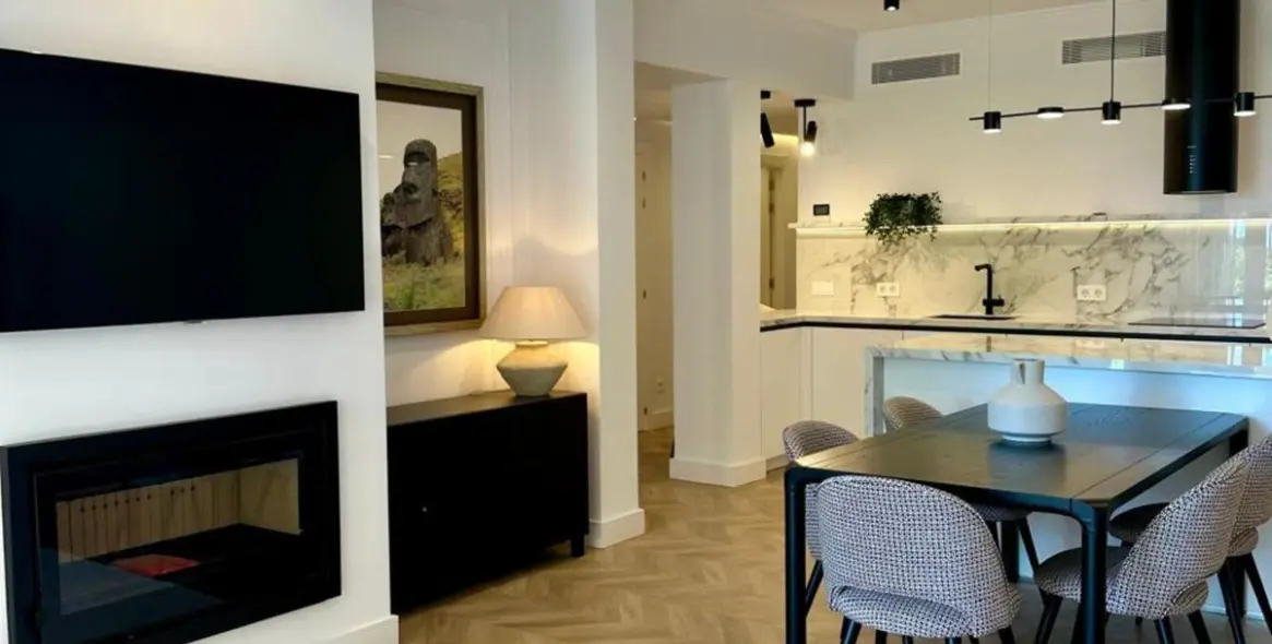 Sale of ground floor apartment in Estepona 12