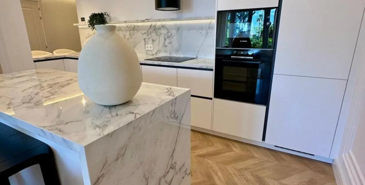 Sale of ground floor apartment in Estepona 13