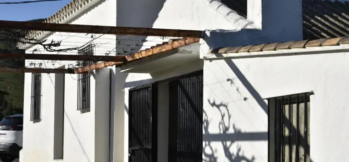 Venta de parcela residencial en Casares 3