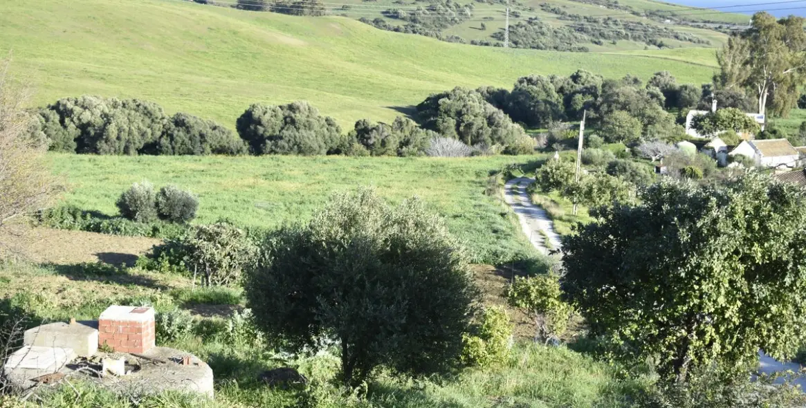 Sale of residential plot in Casares 26