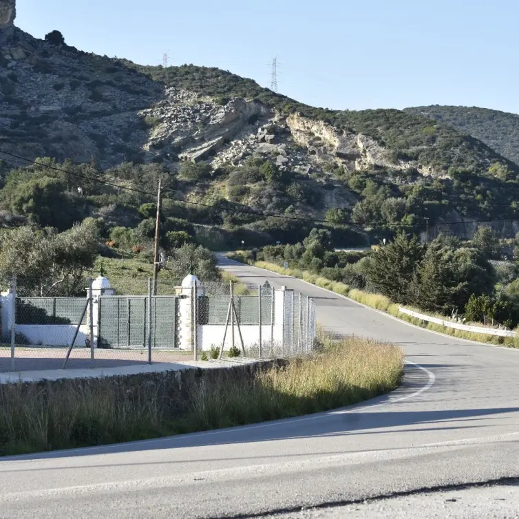 Sale of residential plot in Casares