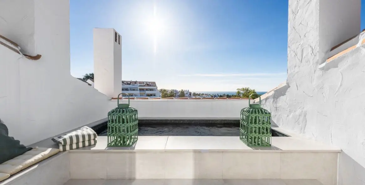 Sale of penthouse duplex in Marbella 1