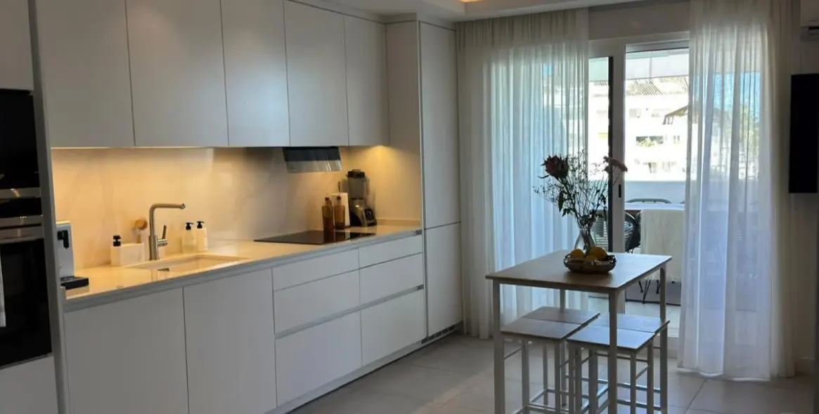 Sale of penthouse duplex in Marbella 11