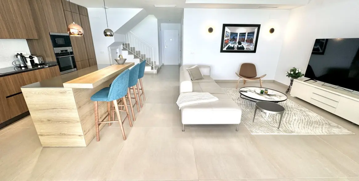 Sale of penthouse in Fuengirola 3