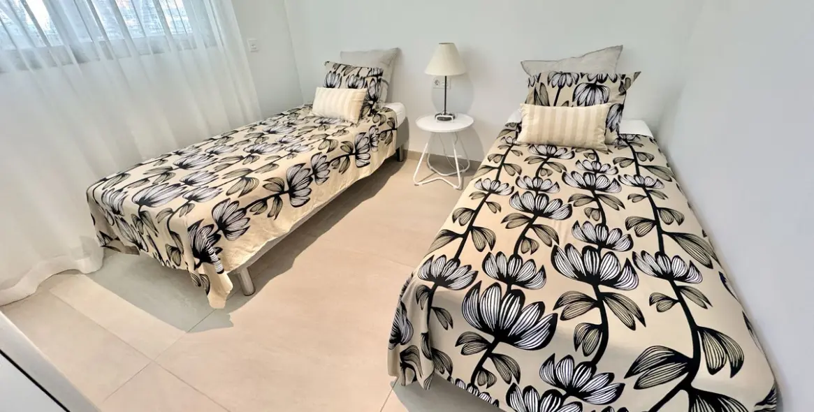 Sale of penthouse in Fuengirola 14