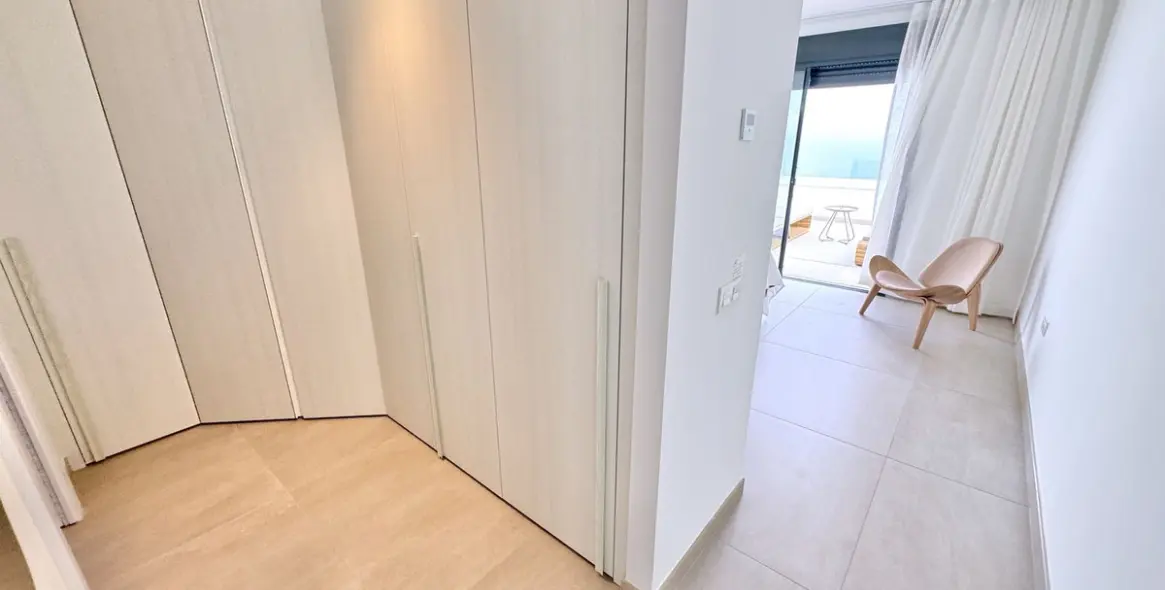 Sale of penthouse in Fuengirola 17