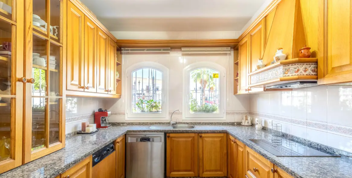 Продажа таунхауса в Fuengirola 3