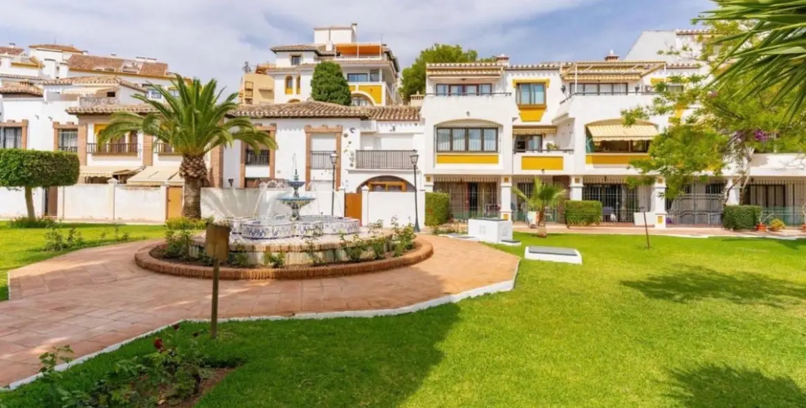 Sale of townhouse in Fuengirola 3