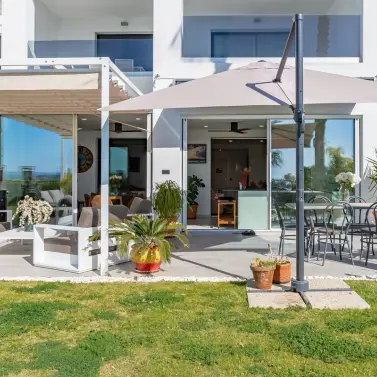 Sale of ground floor apartment in Estepona