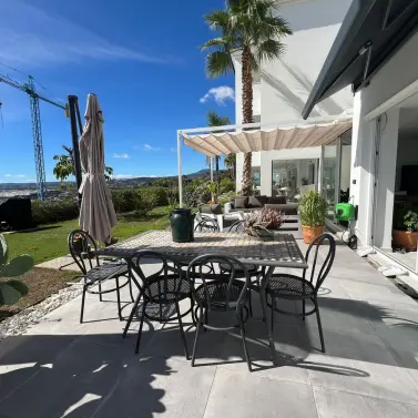 Sale of ground floor apartment in Estepona