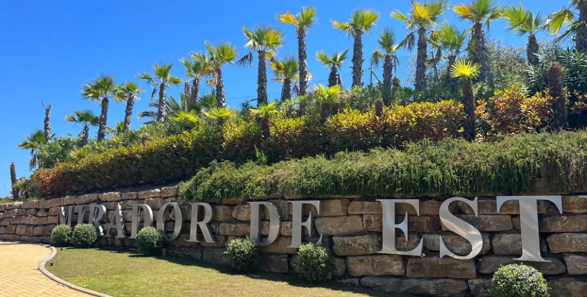 Sale of ground floor apartment in Estepona 8