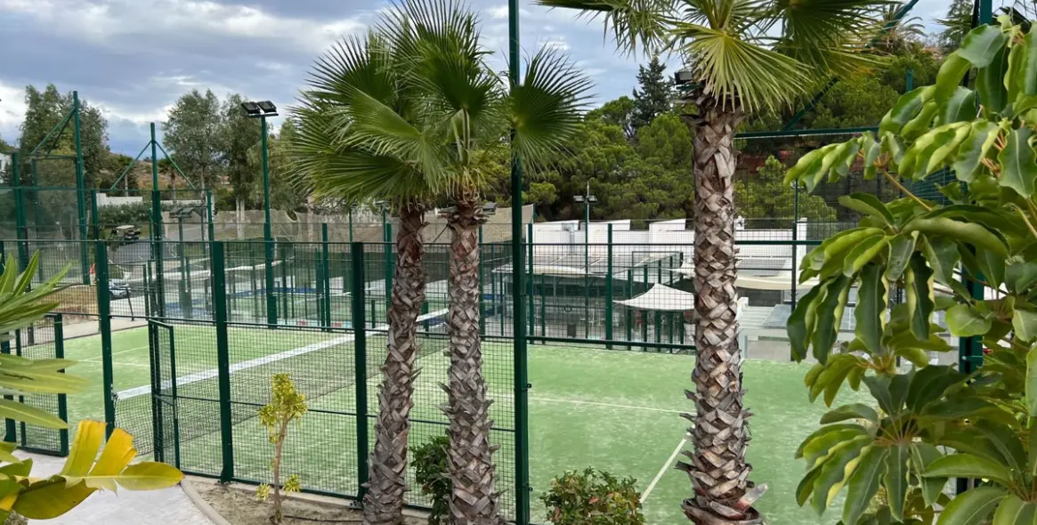 Venta de apartamento en planta baja en Estepona 20