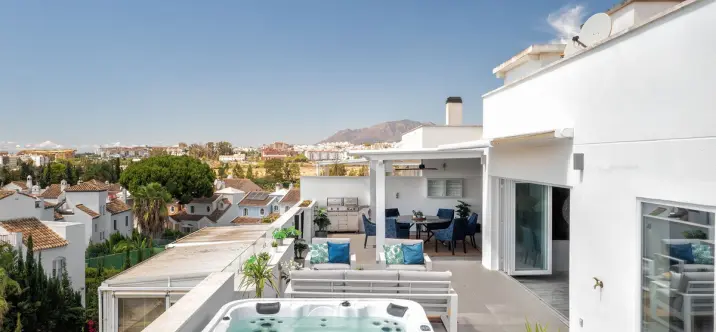 Продажа пентхауса в Puerto Banús 3
