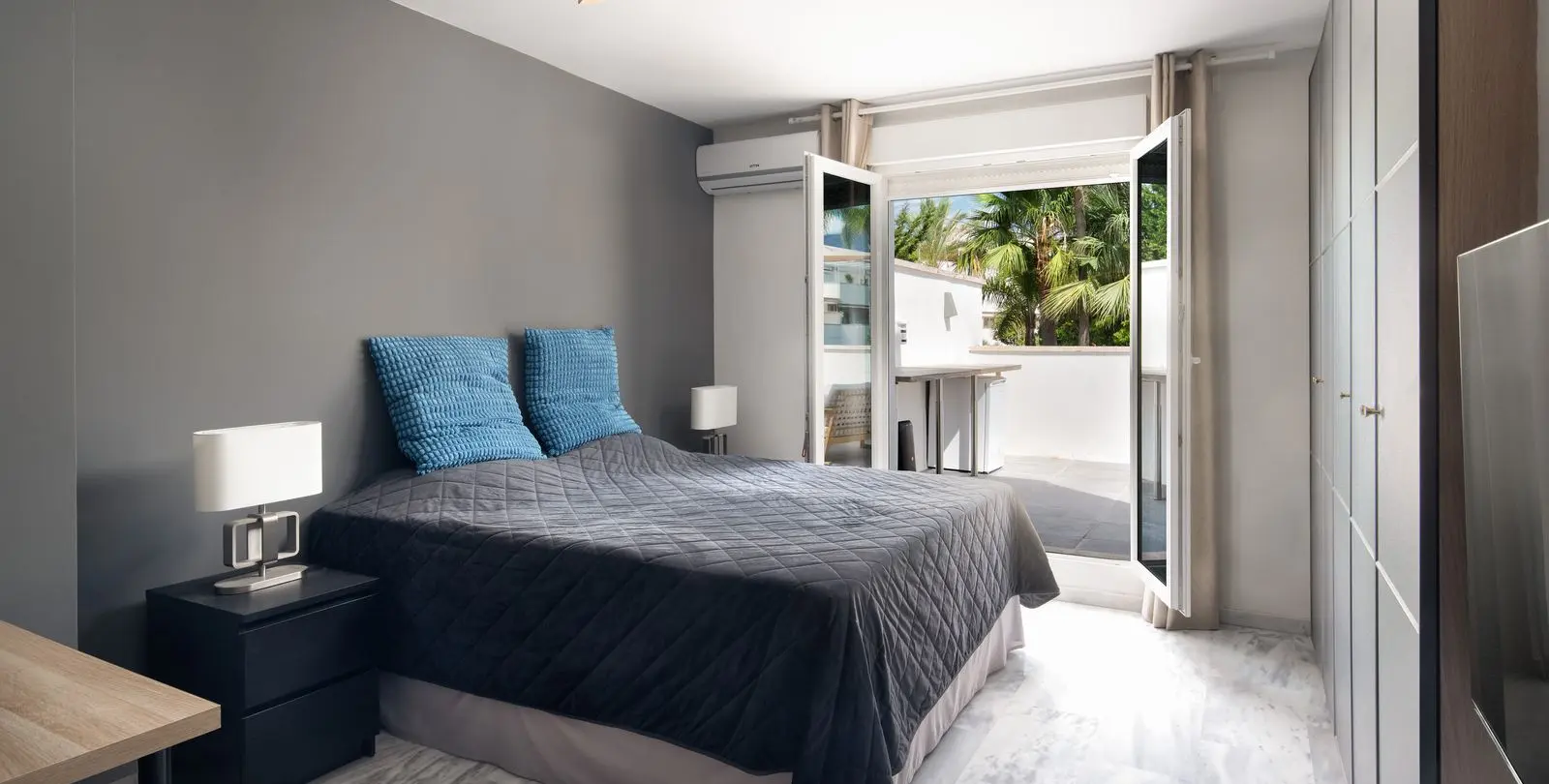 Sale of penthouse in Puerto Banús 12