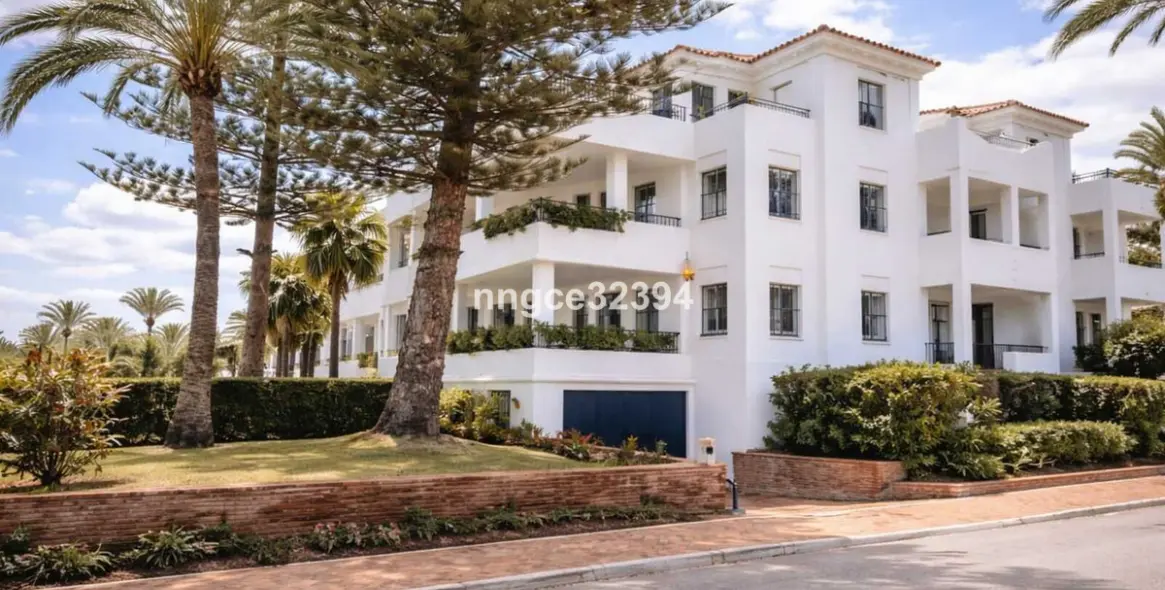 Продажа апартаментов на первом этаже в San Pedro de Alcántara 35