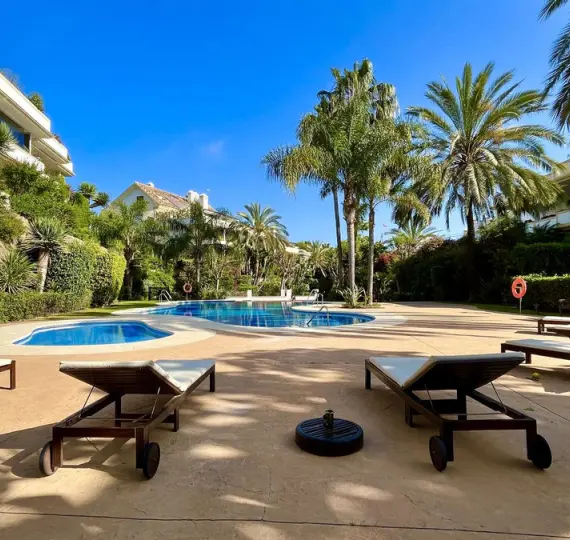 Sale of ground floor apartment in The Golden Mile