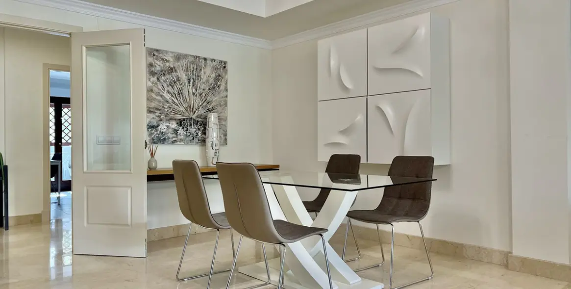 Sale of ground floor apartment in The Golden Mile 9