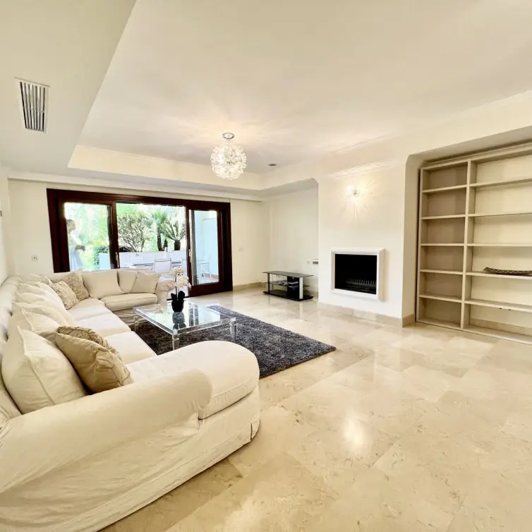 Long-term rent of ground floor apartment in The Golden Mile