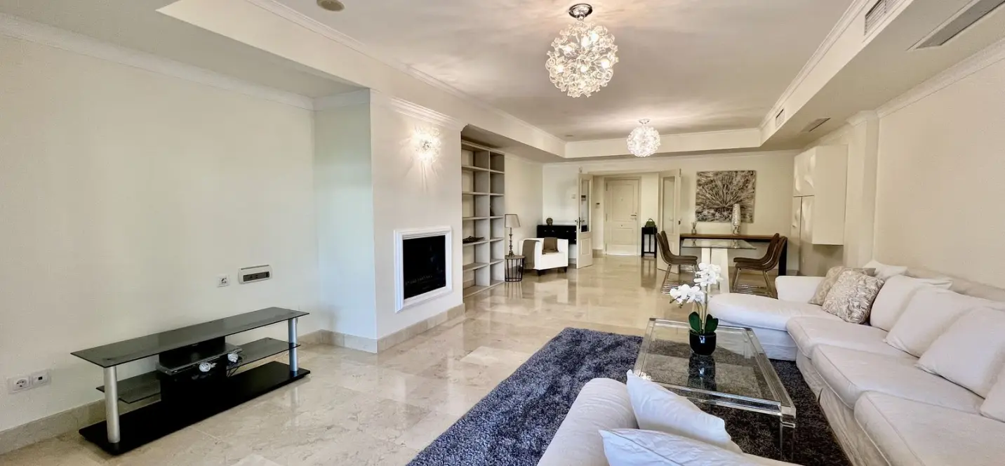 Long-term rent of ground floor apartment in The Golden Mile 2