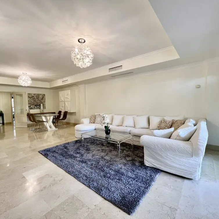 Long-term rent of ground floor apartment in The Golden Mile