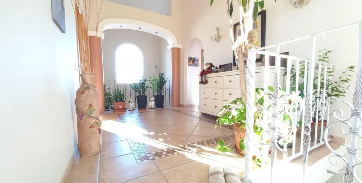 Sale of semi-detached house in San Pedro de Alcántara 6