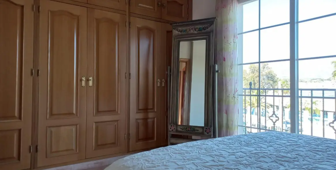 Sale of semi-detached house in San Pedro de Alcántara 12