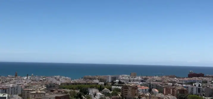 Продажа пентхауса в Estepona 1