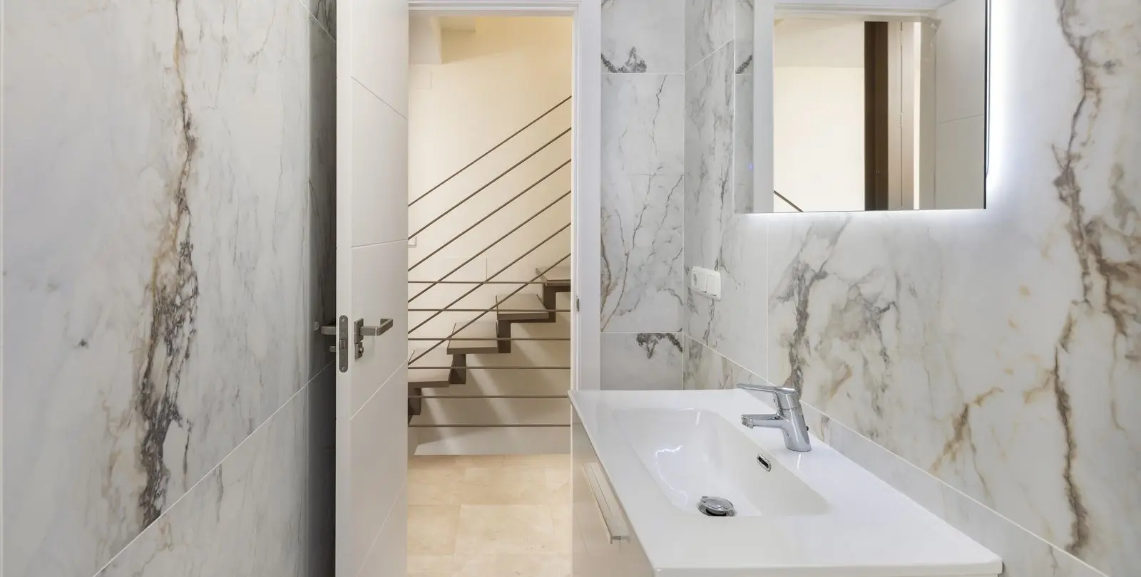 Sale of townhouse in Málaga Centro 13