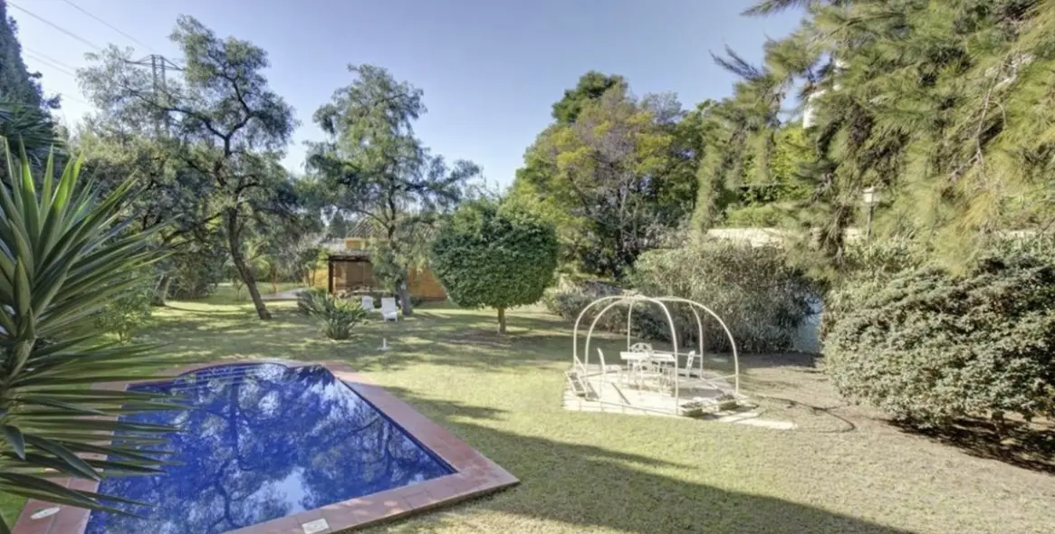 Venta de villa independiente en El Rosario 3