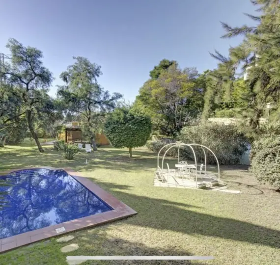 Продажа  отдельно стоящей виллы в El Rosario