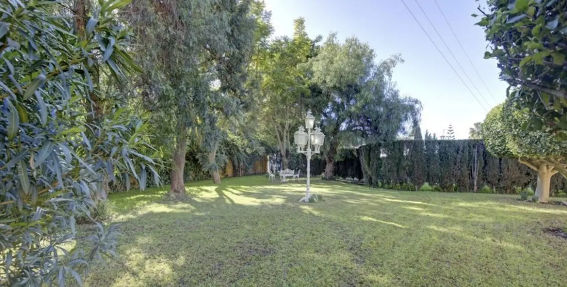 Venta de villa independiente en El Rosario 11