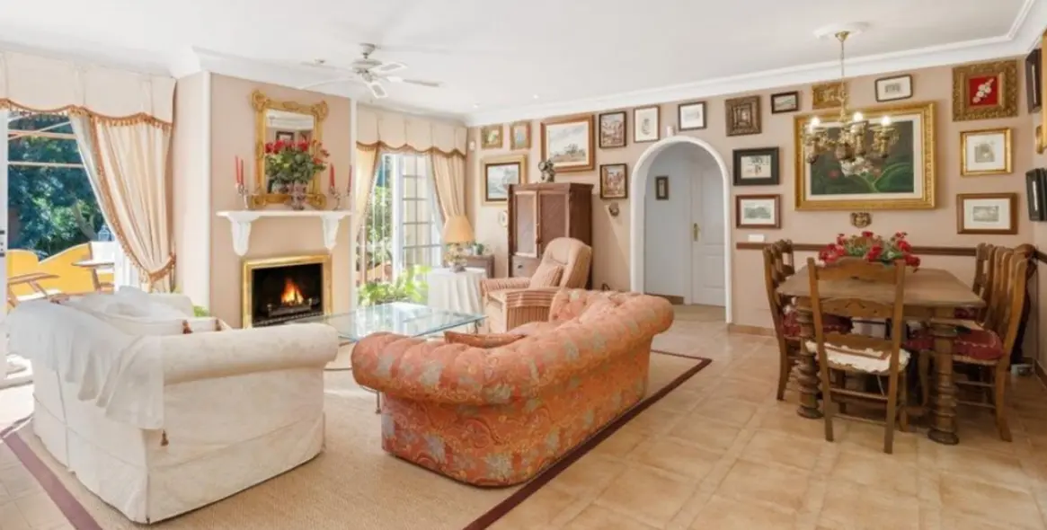 Venta de villa independiente en El Rosario 23