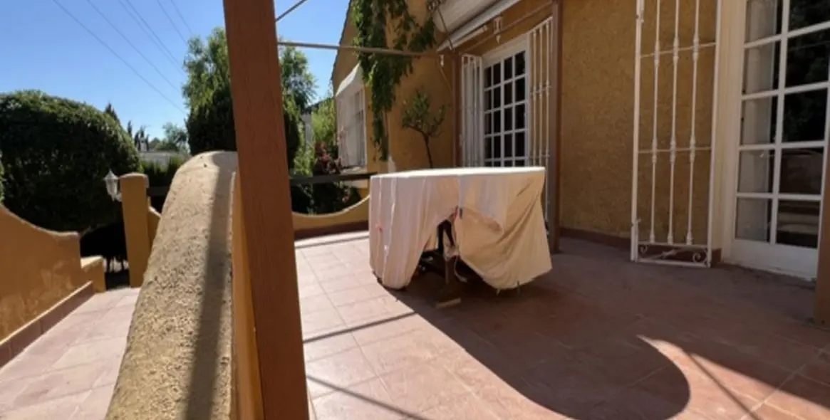 Venta de villa independiente en El Rosario 36