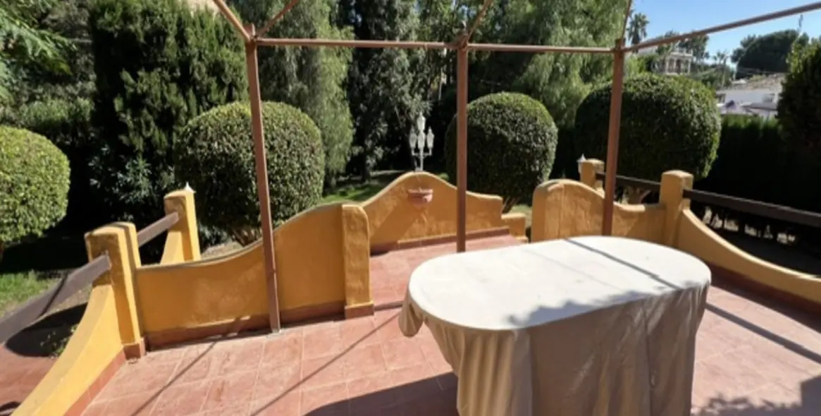 Venta de villa independiente en El Rosario 37