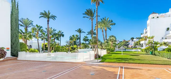 Продажа апартаментов на среднем этаже в Torremolinos Centro 4