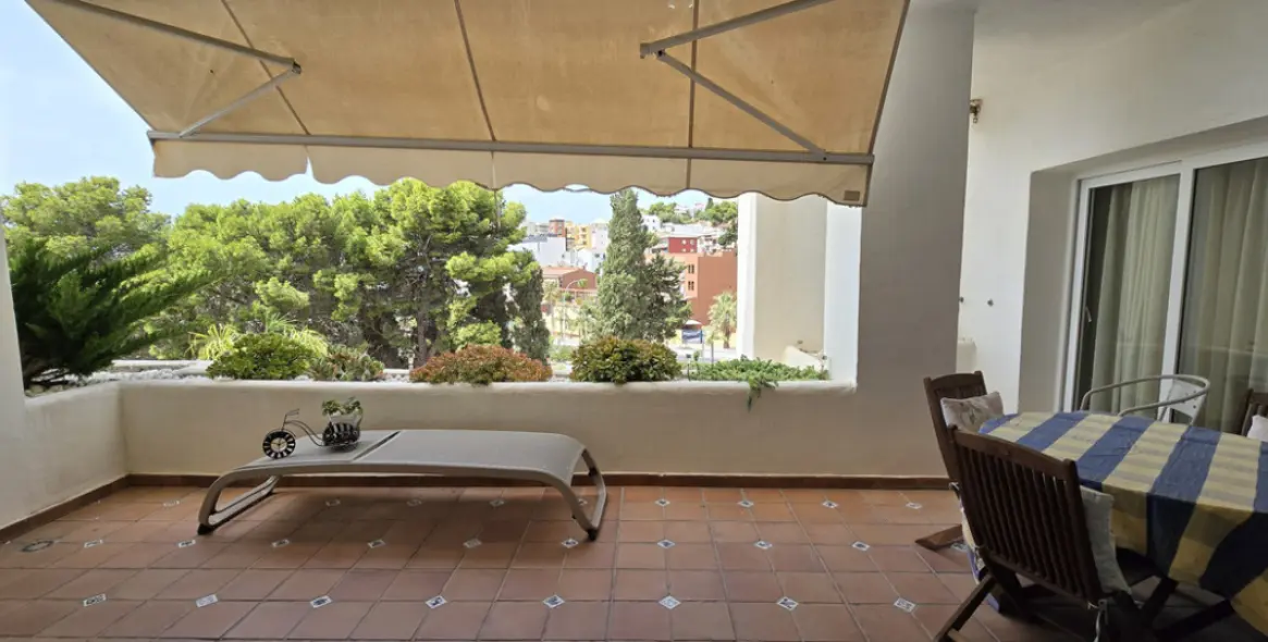 Продажа апартаментов на среднем этаже в Torremolinos Centro 15