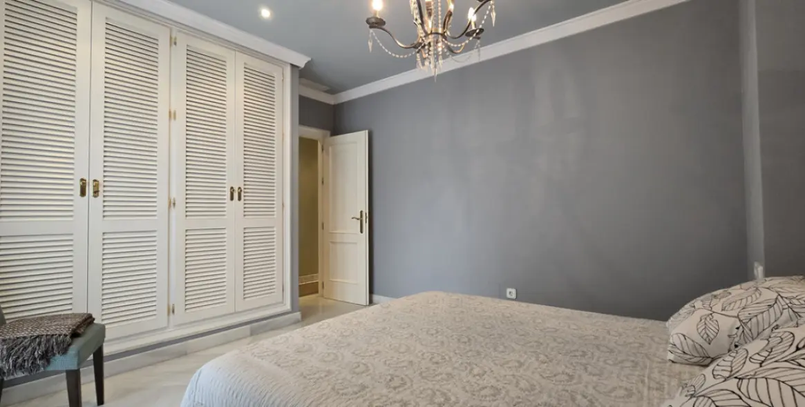 Продажа апартаментов на среднем этаже в Torremolinos Centro 42